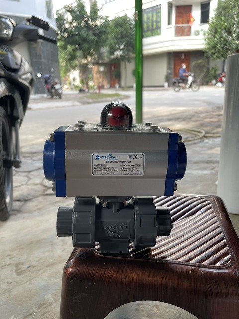 van-bi-nhua-khi-nen-kb-valve